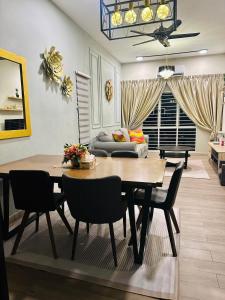 Rimbunan Retreat 3BR near Seri Petaling and Bukit Jalil Stadium