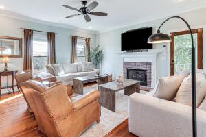 Summerville Historic Bungalow with Hot Tub