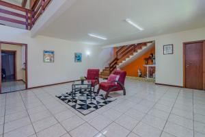 Casa com Piscina e Churrasqueira No Campeche