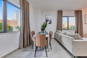 Greenview 2BHK Stay