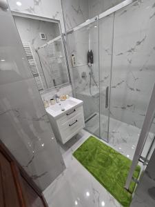 Get Prague Flat Trojanova