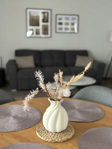 IRIS Volos apartment with private parking