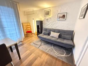 Champfer Garden Apartment