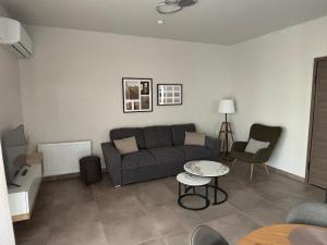 IRIS Volos apartment with private parking