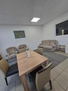 Gemütliche Unterkunft an der Saar nähe A8 und A620 Neubau