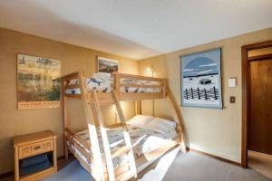 59SW - Fireplace - Dishwasher - Washer Dryer - Sleeps 6 home