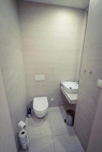 Exkluzívny penthouse 145 m2 s panoramatickou strešnou terasou 130 m2