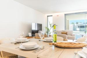 Acqua Beach by Atlantic Holiday