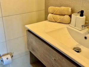 Maravilloso y moderno full vista al mar Cochoa