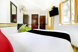 Hotel O Floatel International Beach Resort