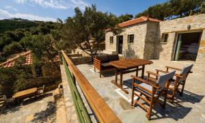 Casa Milos Aegean Suites