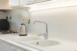 Vatican Luxury Flat 3 Suites with Kitchen