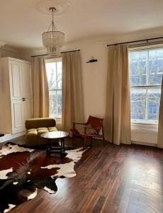 Gorgeous Notting Hill Victorian Studio