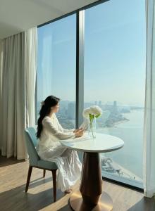 Vela Ha Vans House Ha Long