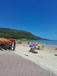 Apartamento a poucos passos de 2 lindas praias de Guarapari!