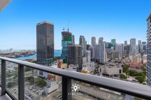 1BR Apartment - Pool & Gym