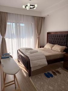 Oak Classic Residency