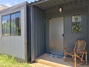 Container Home na Praia do Campeche até 3 pessoas com ar condicionado