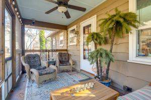 Hike, Sip and Explore! Blue Ridge Mtn Cabin with Porch