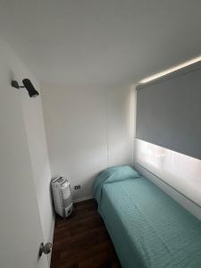 Urban apartment with a view of the lake and the volcano