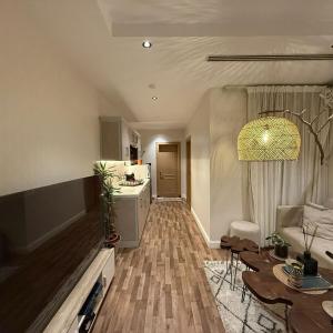 Charming Bohemian Apartment A Haven for Artists