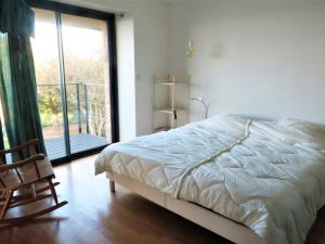 Maison pieds dans leau à Trébeurden avec jardin et terrasse - FR-1-368-469