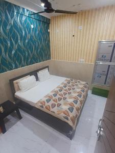 Hotel Sundaram Near Ram Mandir