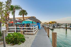 Oceanside Marco Island Retreat Pool and Tennis!