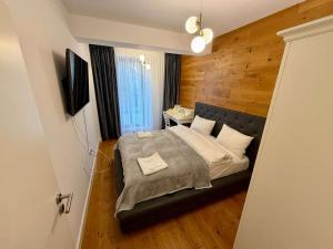 Gorgeous downtown studio by Managr