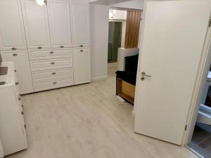 Spacious family apartment by Managr