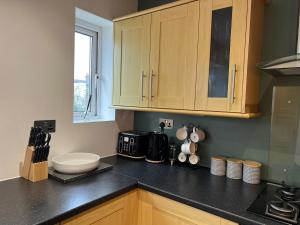 Quiet 2 Bed in Central Wimbledon Sleeps 6