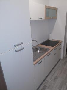 apartmani mikek