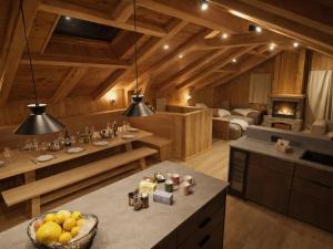 Chalet moderne à Courchevel La Tania avec sauna et parking - FR-1-575-251