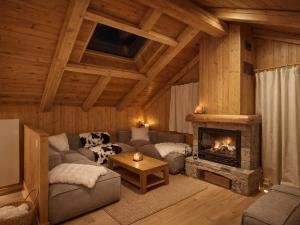 Chalet moderne à Courchevel La Tania avec sauna et parking - FR-1-575-251