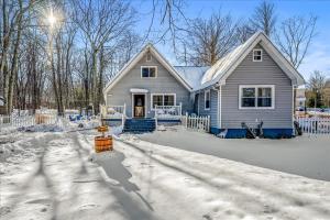 Poconos Summit - Indoor Hot Tub - Sauna - Games
