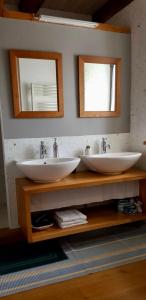 Maison de ferme rénovée & lumineuse - Renovated, Bright & Quiet Stone Farmhouse 20 min from Rodez