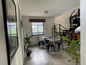 CASA AZUL LA GARRUCHA Transporte, Tours y Más