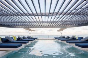 Setai Aquamaris #101 - Studio triplo by Carpediem