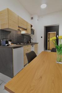 MonjAna Premium Rynek