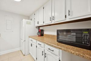 Chill by The Shores - Pet Friendly - Fernandina Beach