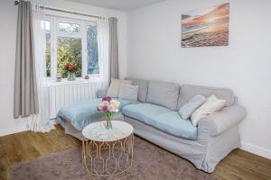 2 Bedroom Apartment With Parking