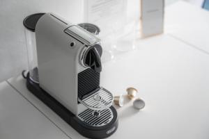 Cozy Cologne 3-Zimmer Ferienwohnung in Bestlage! Zentral, Balkon & Parking