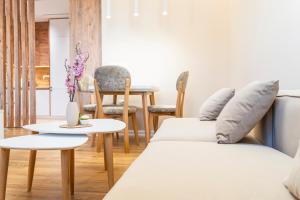 Luxury Couple Apartments with Balcony