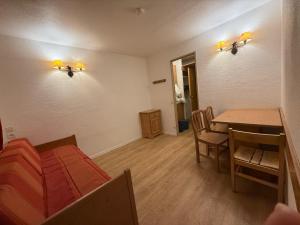 Ski InOut -Tignes Val Claret - 2 Beds Flat C205