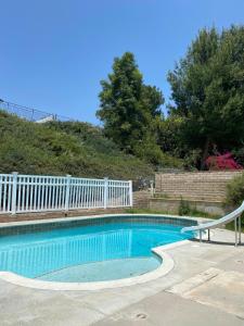 530 sq ft Mini House in Walnut