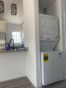 530 sq ft Mini House in Walnut