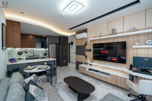 Touch the Sky at Nordic Sky Modern Apartment