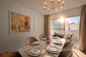 Spacieux Appartement Rénové 144m2 la terrasse d Anfa, Centre Casablanca-HomeCity Signature