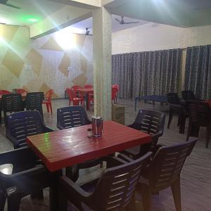 Shiv Shakti Hotel And Resort