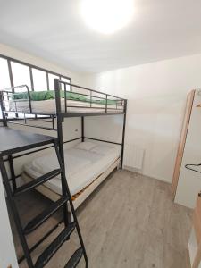 Le Grand Mauperthuis F4